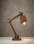 Lámpara de Escritorio Articulada de Madera