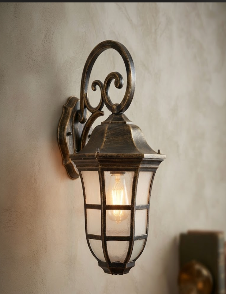 Farol de Pared Estilo Colonial con Acabado Bronce Envejecido